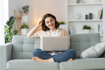 Wall Mural - woman using laptop