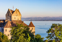 Germany, Baden-Wurttemberg, Meersburg, Exterior Of Meersburg Castle In Summer With Lake Constance In Background