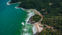 Praia Litoral Itacaré Bahia Nordeste Tropical Brazil Mar Oceano Azul Verde Natureza Mata Atlântica Coqueiros Banhistas Férias Viagem 