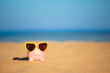 © Sunny studio - Piggybank on the beach in summer