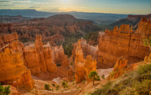 The Sunrise Over The Hoodoo Thor's Hammer At Bryce Canyon National Park, Utah, United States