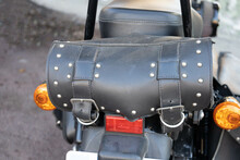 Leather Vintage  Black Saddlebags For Harley In The Back Of The Motorbike To Keep The Luggage To Go To An Exhibition 