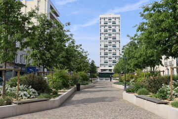 la place gambetta, ville de châteauroux, département de l'indre, france