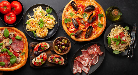 Sticker - Italian cuisine. Pizza, pasta and toasts