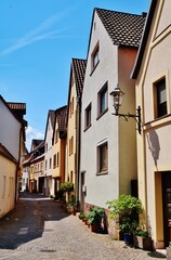 Wall Mural - Altstadtgasse in Karlstadt am Main, Franken