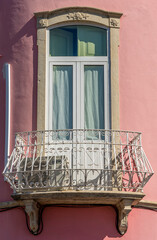 Wall Mural - Balcon d'angle à Loulé, Algarve, Portugal