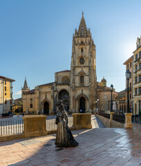 Sticker - view of the La Regenta statue and San Salvador Cathedral in the historic city center of Oviedo