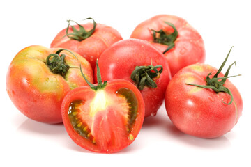 Wall Mural - fresh tomato isolated on white background