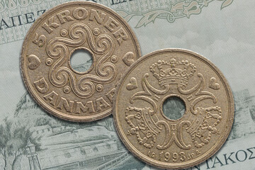 Danish krone coin obverse and reverse.