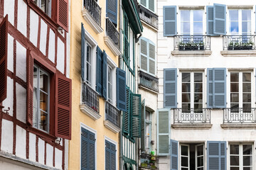 Poster - Bayonne in the pays Basque, colorful shutters
