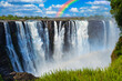 ビクトリア滝にかかる虹