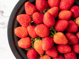 Canvas Print - strawberries on a plate