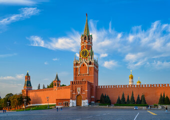 Fototapete - Spasskaya Tower, Moscow Kremlin and Red Square in Moscow, Russia. Architecture and landmarks of Moscow.