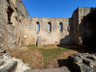 Canvas Print - Burgruine Homburg und Naturschutzgebiet Ruine Homburg,Unterfranken, Franken, Bayern, Deutschland