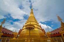 The Gold Pagoda In Wat Phrathat Cho Hae, Phrae Province, Thailand. This Gold Pagoda Is Famous And Was Built On A Mountain.