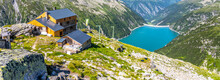 Alpine Valley And Mountain Hut
