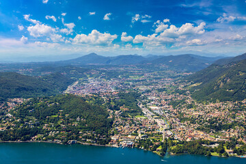 Wall Mural - Panoramic view of lake Como in Italy