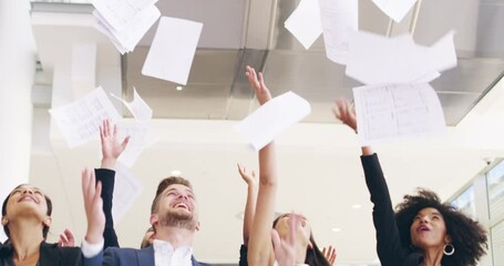 Poster - 4k video footage of a group of businesspeople throwing paperwork and high fiving in their workplace