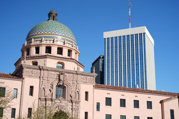 Canvas Print - Historic former Pima County Courthouse with sculptures.