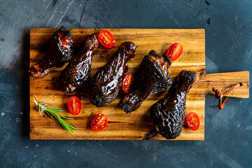 Poster - grilled chicken on the wooden board