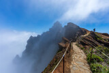 Fototapeta Most - Madera szczyty w chmurach Pico Ruivo trail