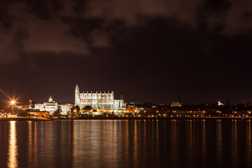 Wall Mural - View of the night bay on Palma de Mallorca.