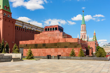 Wall Mural - Lenin Mausoleum on Red square in Moscow, Russia (inscription 