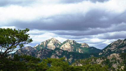 Wall Mural - The grandeur of the mountain peaks and clouds of Bukhansan Mountain