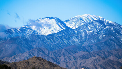 Wall Mural - Snow in the Sierra Nevada Mountains