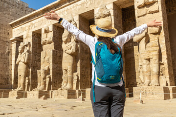 Poster - Medinet Habu temple in Luxor