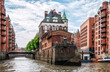 canvas print picture - Wasserschloss / Speicherstadt Hamburg