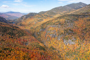 Canvas Print - Peak Foilage - Keene, New York