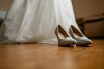 Wall Mural - wedding shoes on the bed