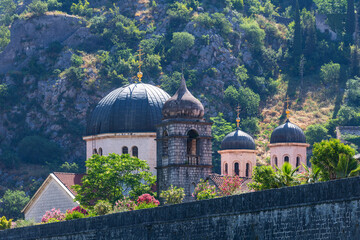 Wall Mural - Church in the old town of Kotor