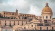 Mittelalterliche Stadt von Noto mit vielen berühmten Gebäuden aus dem Barock Renaissance auf Sizilien in Italien in Südeuropa, Reiseziel für Tourismus