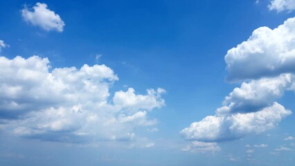 Canvas Print - 白い雲のある青空のタイムラプス