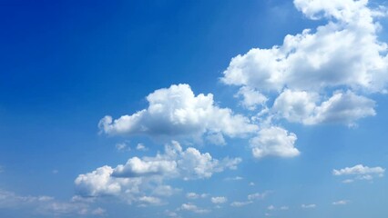 Canvas Print - 白い雲のある青空のタイムラプス