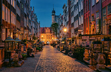 Gdańsk Nocą Piękna Ulica Mariacka, Schody, Kamienice, Zabytkowe Domy