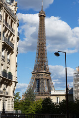 Poster - The Eiffel Tower with and traditional French houses ,Paris, France