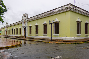 Canvas Print - building in the city Barinas Venezuela