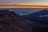Fototapeta Tęcza - Sunrise over the crater of Mount Haleakala, Maui, HI.