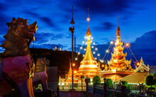 Colorful Sunset At Wat Chong Kham I Mae Hong Sorn, Thailand. Vacation And Travel Concept.