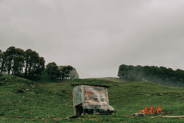 Canvas Print - old house in the mountains