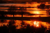 Fototapeta Fototapety do łazienki - Zachód słońca nad rzeką