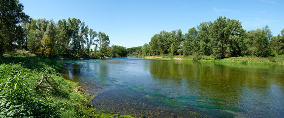 Wall Mural - fiume adda