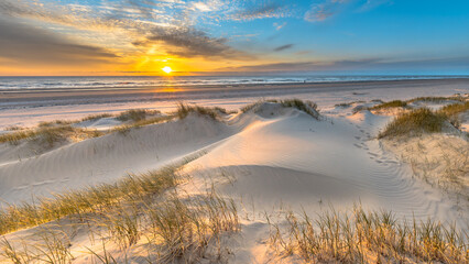 Poster - Beach and dunes colorful sunset