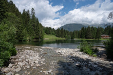 Panoramica Del Lago Dei Caprioli Di Alta Val Di Sole