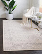 © DiStock - Interior area design rug