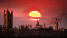 Big Ben And Shining Orange Sun Heat Wave In London