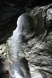 Fototapeta Łazienka - Skapująca woda - wąwóz Lichtensteinklamm (austriackie Alpy)	